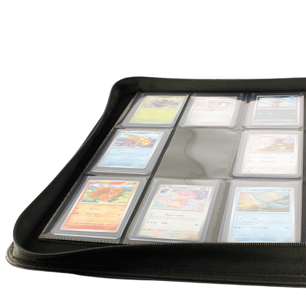 23b49aae-2e5c-4306-bfd2-1506a550551f.jpg - Modifié Zip Album Deluxe – 360 Cartes Toploader